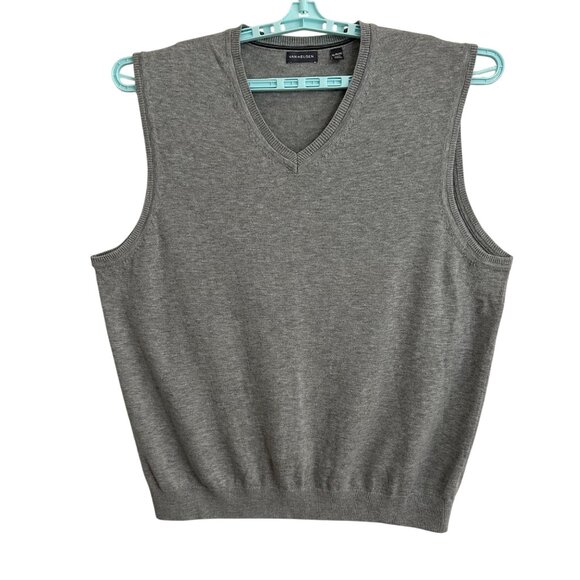 Van Heusen Mens Gray V-Neck Sleeveless Sweater Vest XL Preppy Academia Career - Picture 2 of 8